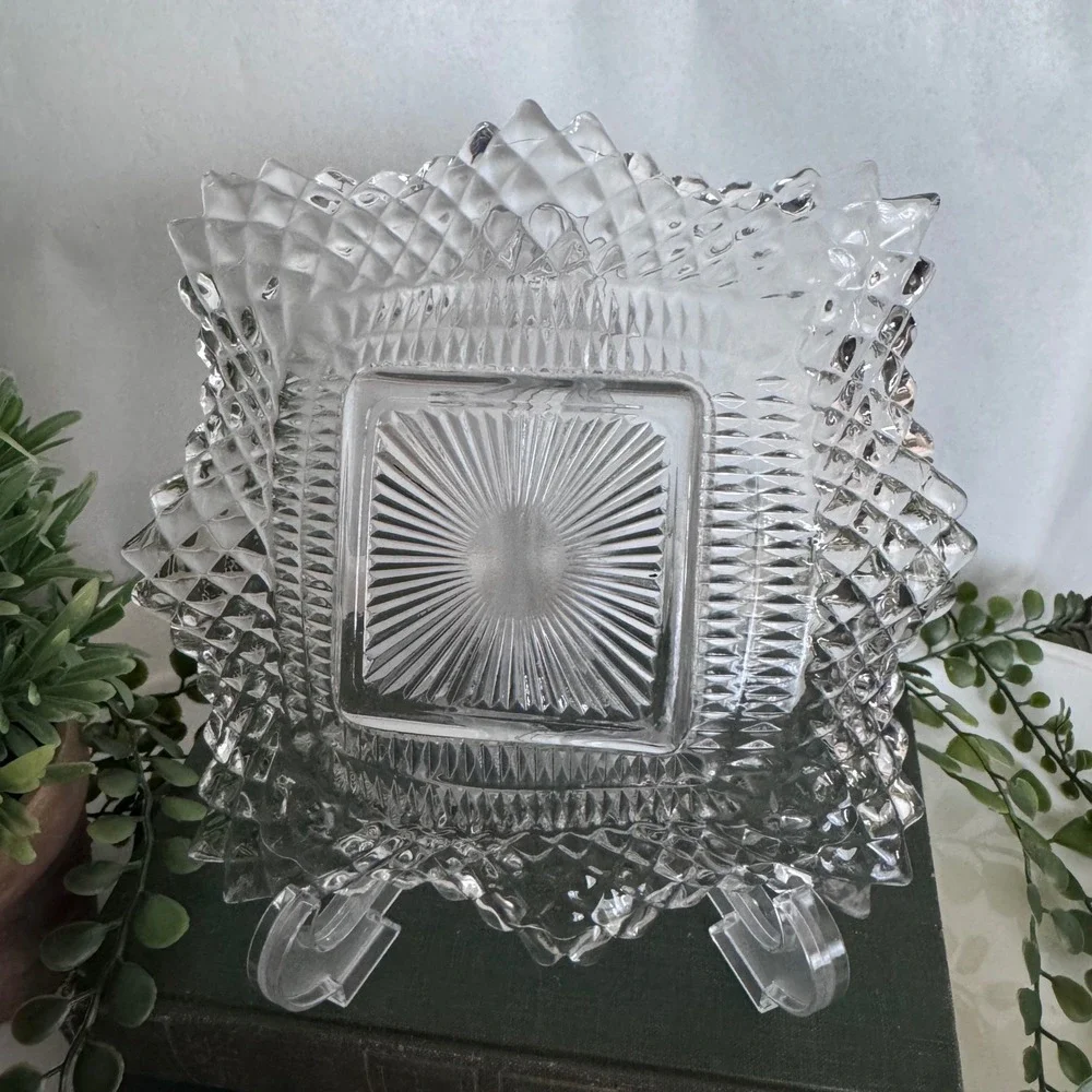 Vintage Clear Pressed Glass Ash Tray Diamond Point Sunburst Sawtooth Rim 7in